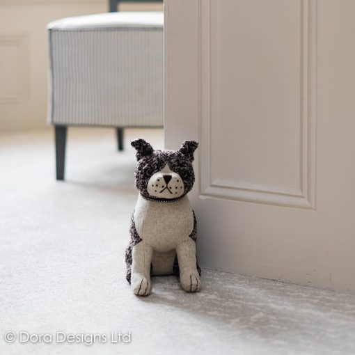 DORA DESIGNS DOORSTOP STAFFIE ROCKY