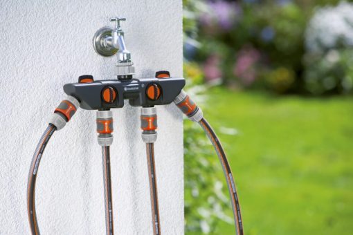 GARDENA FOUR WAY TAP CONNECTOR
