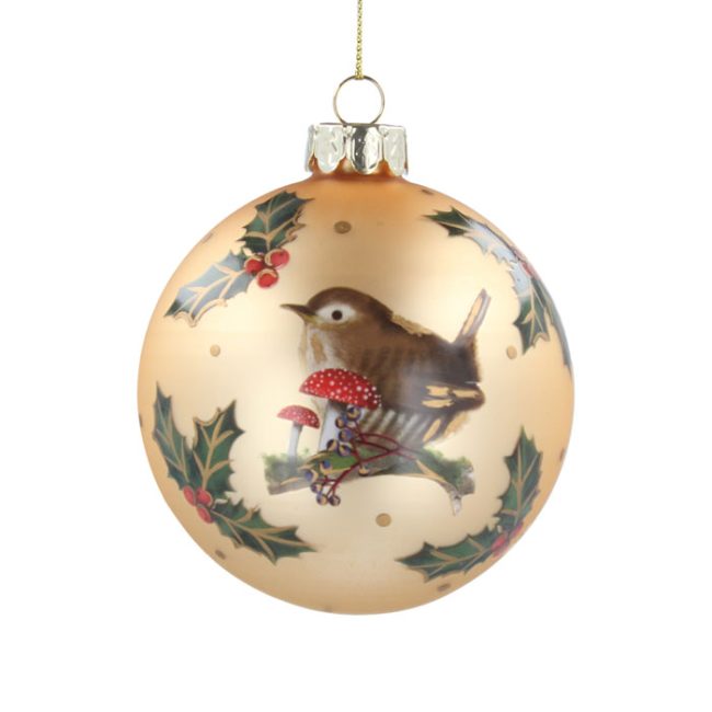 GISELA GRAHAM MATT GOLD BAUBLE WITH WREN & HOLLY