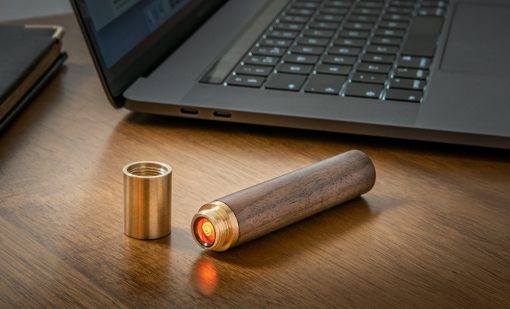 GINGKO FLAMLESS ELEMENT LIGHTER WALNUT