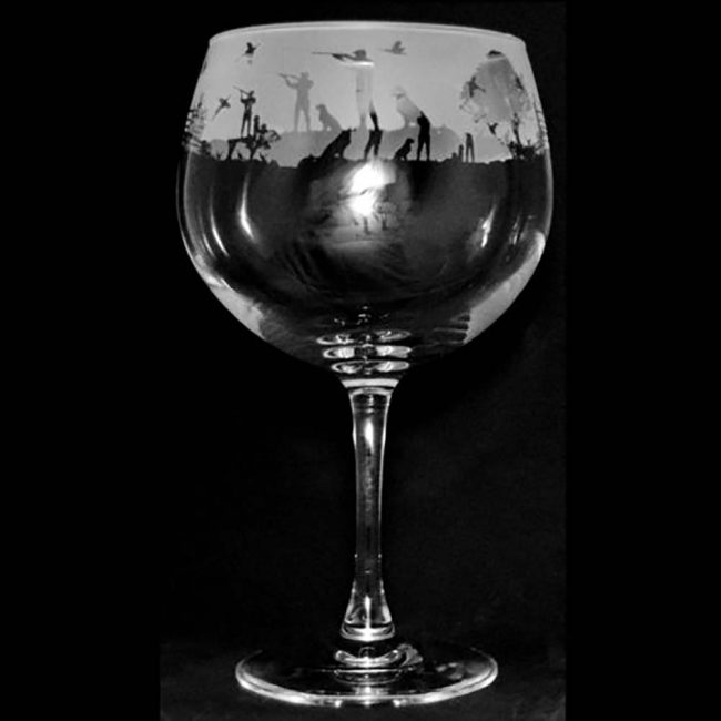 MILFORD GIN BALLOON GLASS SHOOTING