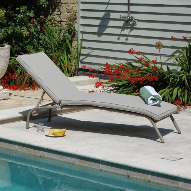 LEISUREGROW MONACO SAND SUNLOUNGER