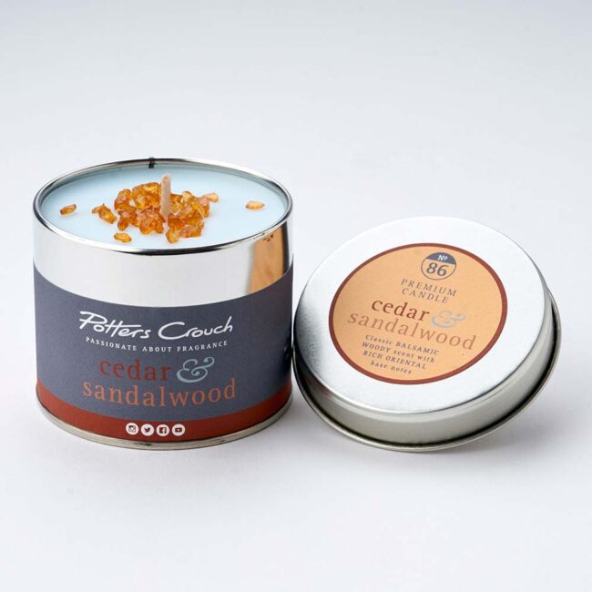 POTTERS CROUCH CANDLE CEDAR & SANDLEWOOD