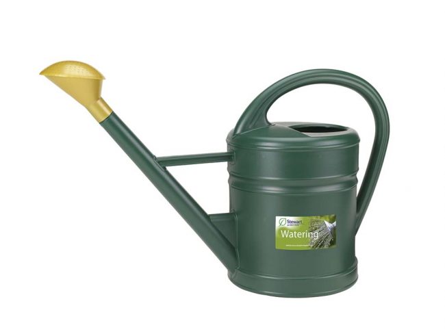 STEWART PREMIUM WATERING CAN RED