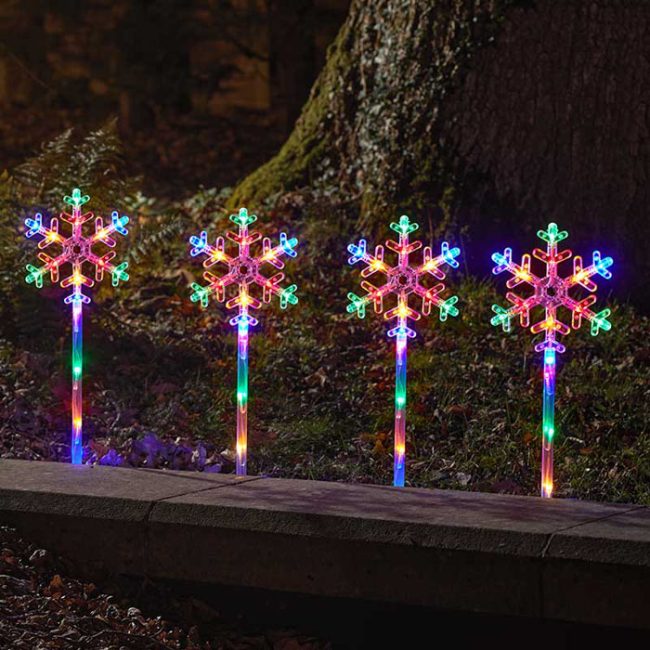 THREE KINGS LED SNOWFLAKE STAKE SET MULTI COLOURED