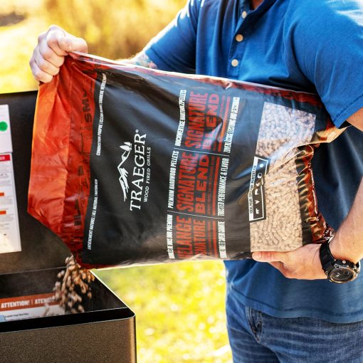 Traeger Signature Blend Pellets - Image 2